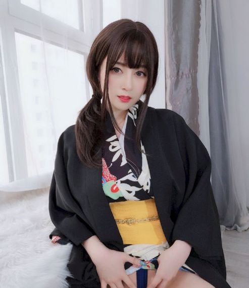 日韩欧美护肤品_国产剧影视在线观看