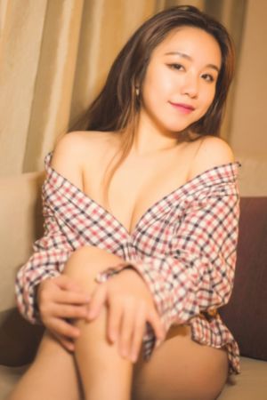 国产真人做爰毛片视频直播_BD韩语免费播放